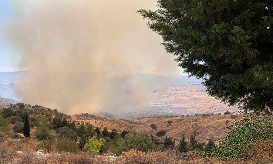 Υπό πλήρη έλεγχο η φωτιά στην περιοχή Πέτρα του Φράγκου στην Σταυροκόννου - Vimarsana News