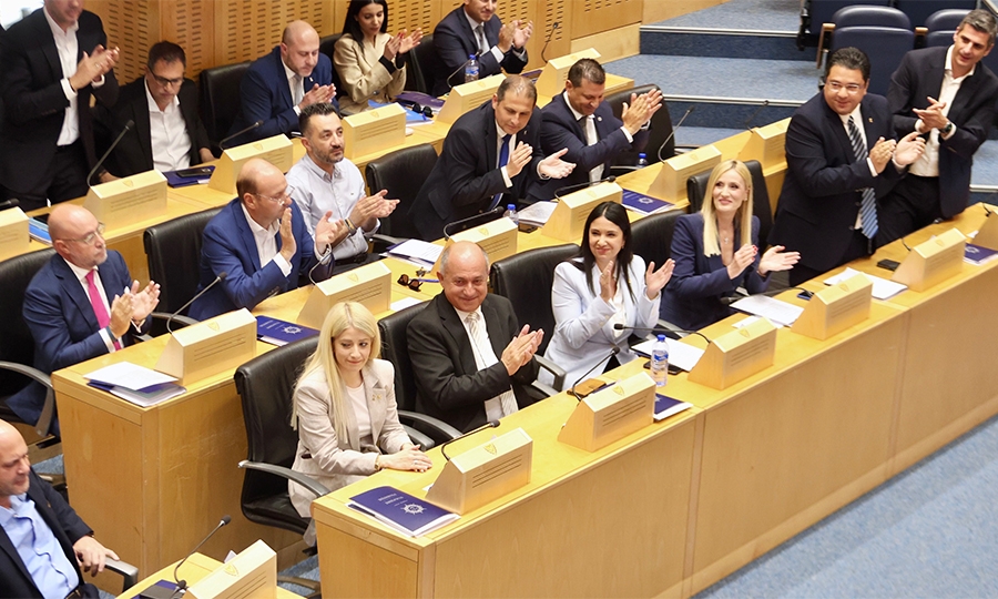 Νέα Πρόεδρος της Βουλής η Αννίτα Δημητρίου με 29 ψήφους