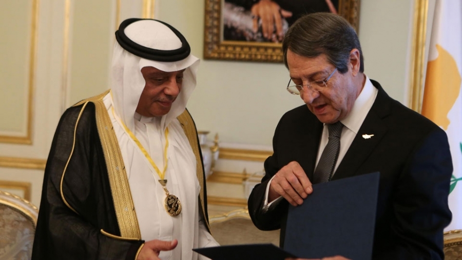 O Πρόεδρος απένειμε στον Επίτιμο Πρόξενο της ΚΔ στη Σ.Αραβία, το Μετάλλιο Εξαίρετης Προσφοράς