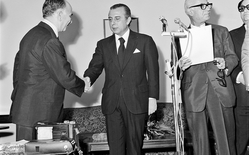 1977.Αναπληρωματική εκλογή Σπύρου Κυπριανού στην Προεδρία της Δημοκρατίας μετά το θάνατο Αρχιεπισκόπου Μακαρίου.