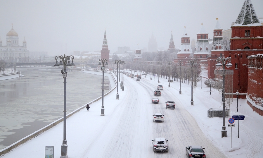 Η πρωτεύσουσα της Ρωσίας έχει έρθει αντιμέτωπη με τις πιο σφοδρές χιονοτπώσεις του αιώνα
