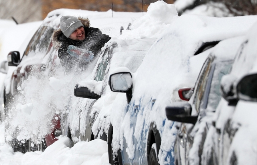 Απομακρύνθηκαν από τους δρόμους της Μόσχας, 1,2 εκατομμύριο κυβικά μέτρα χιονιού
