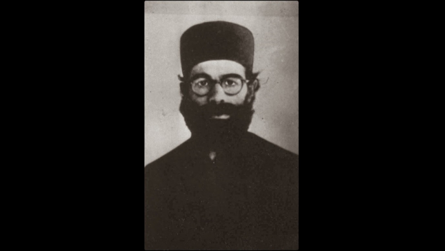 Ο Αυξεντίου μεταμφιεσμένος σε «πάτερ Χρύσανθο» ξεγελώντας τους βρετανούς στρατιώτες