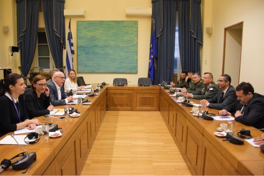 Ο κ. Αγγελίδης συναντήθηκε και με τον Πρόεδρο της Διαρκούς Επιτροπής Εθνικής Άμυνας και Εξωτερικών Υποθέσεων της Βουλής των Ελλήνων.
