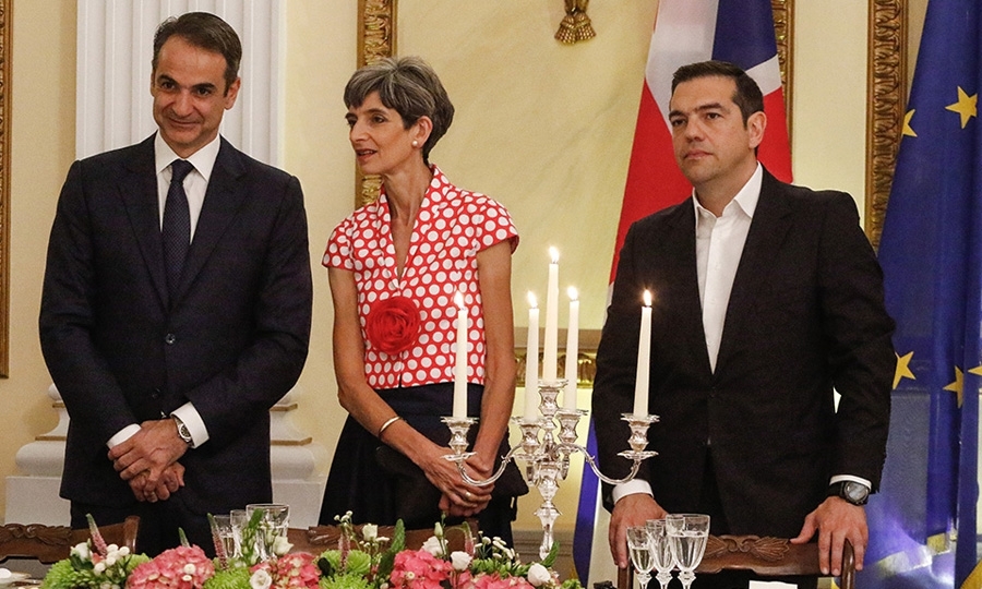 Παρών στο δείπνο ο Έλληνας Πρωθυπουργός Αλέξης Τσίπρας και ο ο αρχηγός της αξιωματικής αντιπολίτευσης Κυριάκος Μητσοτάκης