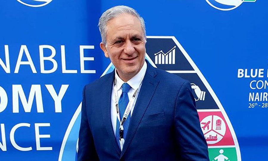 Μεταξύ των μελών της Κένυας site