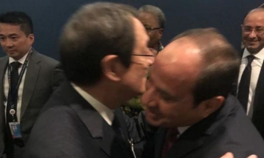 τα ραντεβού των ανύπαντρων συναντήθηκαν