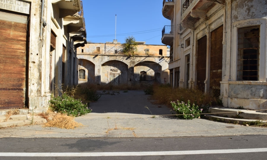 Η βόρεια πλευρά του Αγίου Νικολάου.