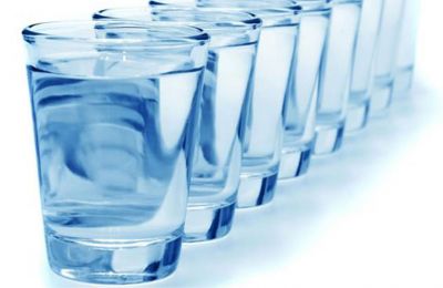 7 τρόποι για να πίνουμε περισσότερο νερό μέσα στην ημέρα από το φίλτρο νερού