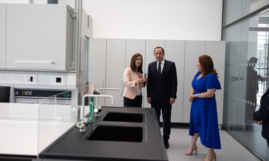 Ο πρόεδρος της Δημοκρατίας κ. Νίκος Χριστοδουλίδης ξεναγήθηκε στις υπερσύγχρονες εγκαταστάσεις του Ινστιτούτου.