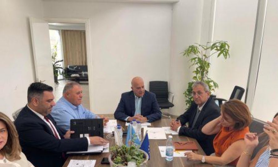 Υιοθετείται πρόταση της ΔΗΠΑ για πολύτεκνες μητέρες λέει ο Υπ.Εργασίας