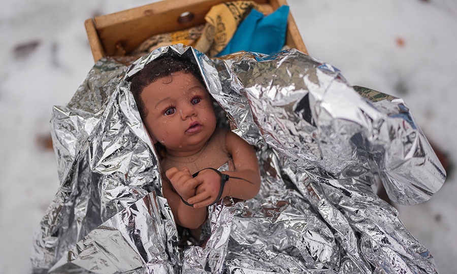 Ο μικρός Χριστός με χειροπέδες