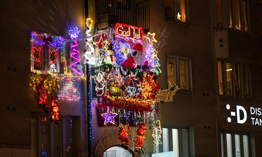 Ο «παράξενος» γείτονας